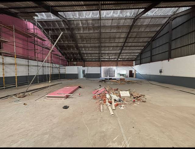 428M² WAREHOUSE TO LET IN EPPING INDUSTRIAL
